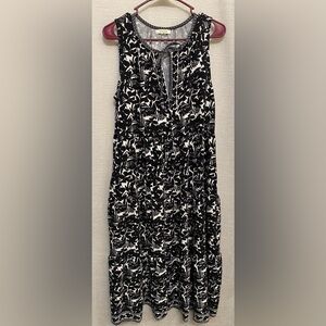 Max Studio Black and White Floral Midi Dress